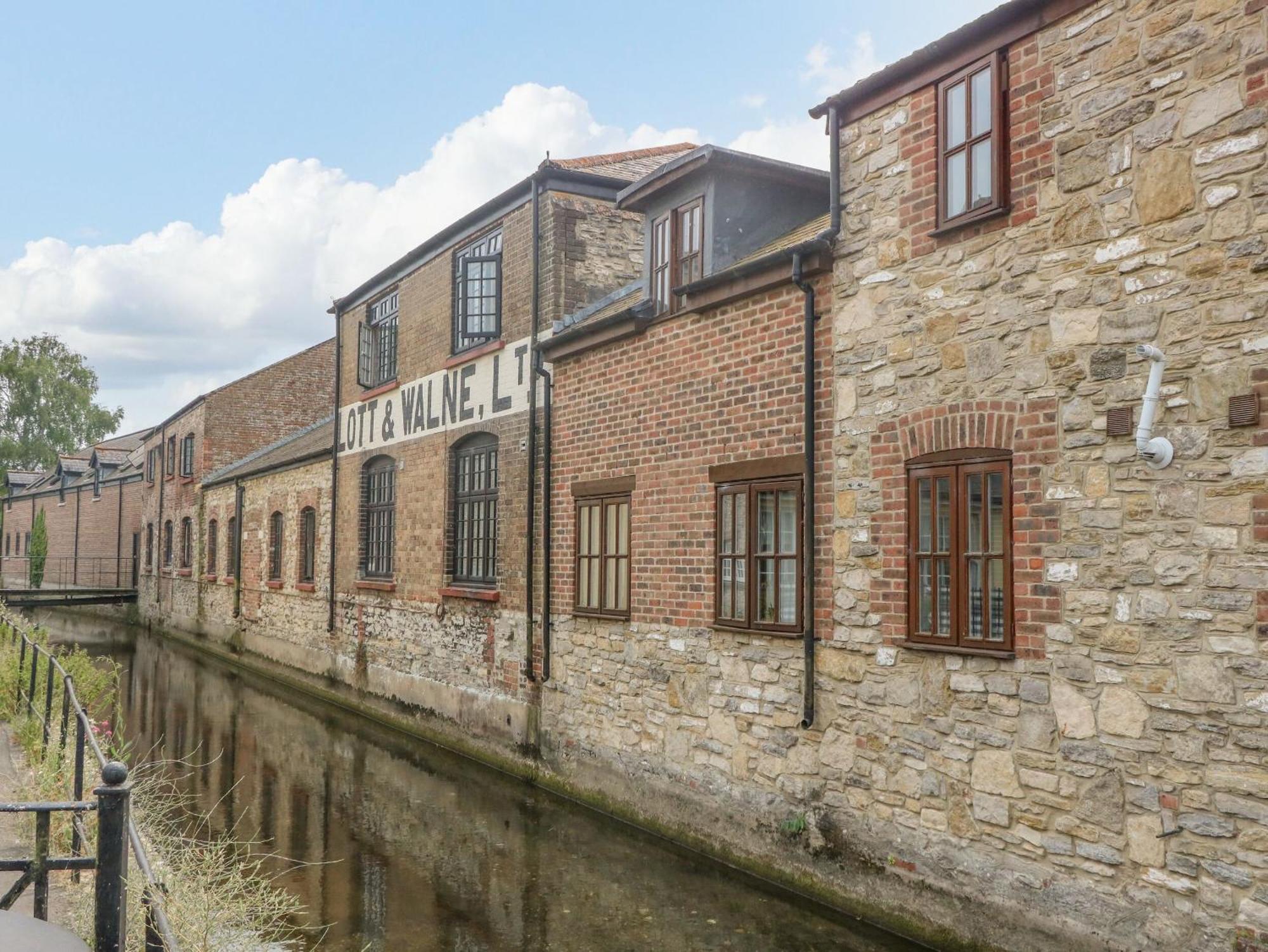 The Coach House - Trinity Lodge Dorchester Exterior foto